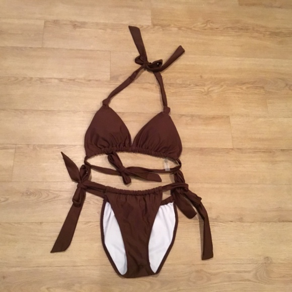 Women’s Halter Knot Tie Triangle Top And Brazilian Bottom Bikini Set - Picture 6 of 8